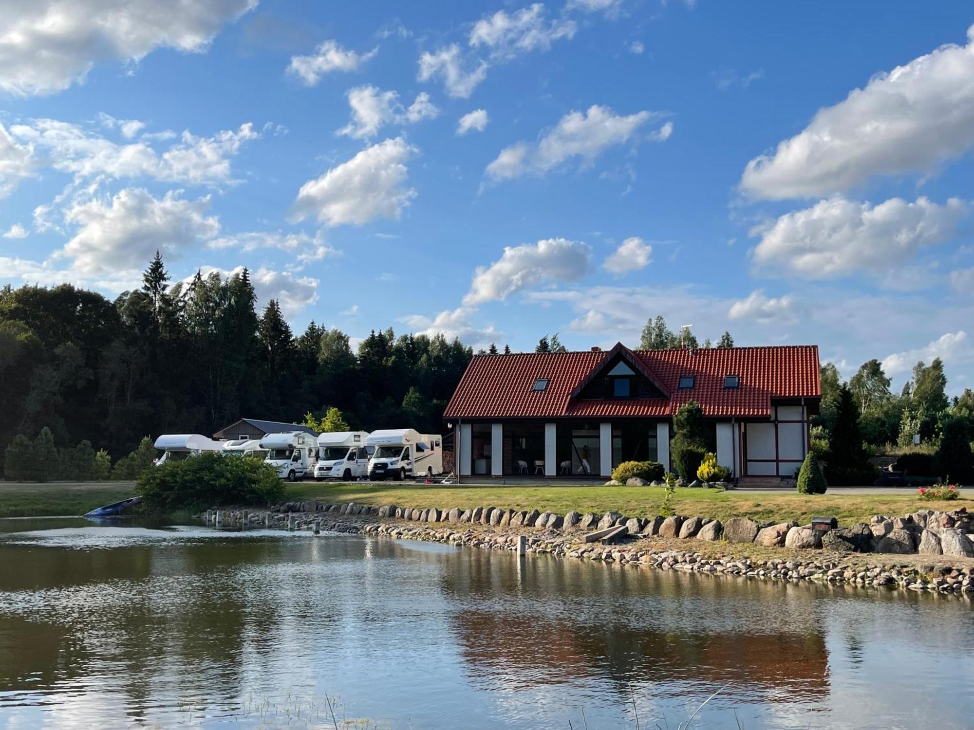 Hotel Jurvinge Zadvainai Exterior foto